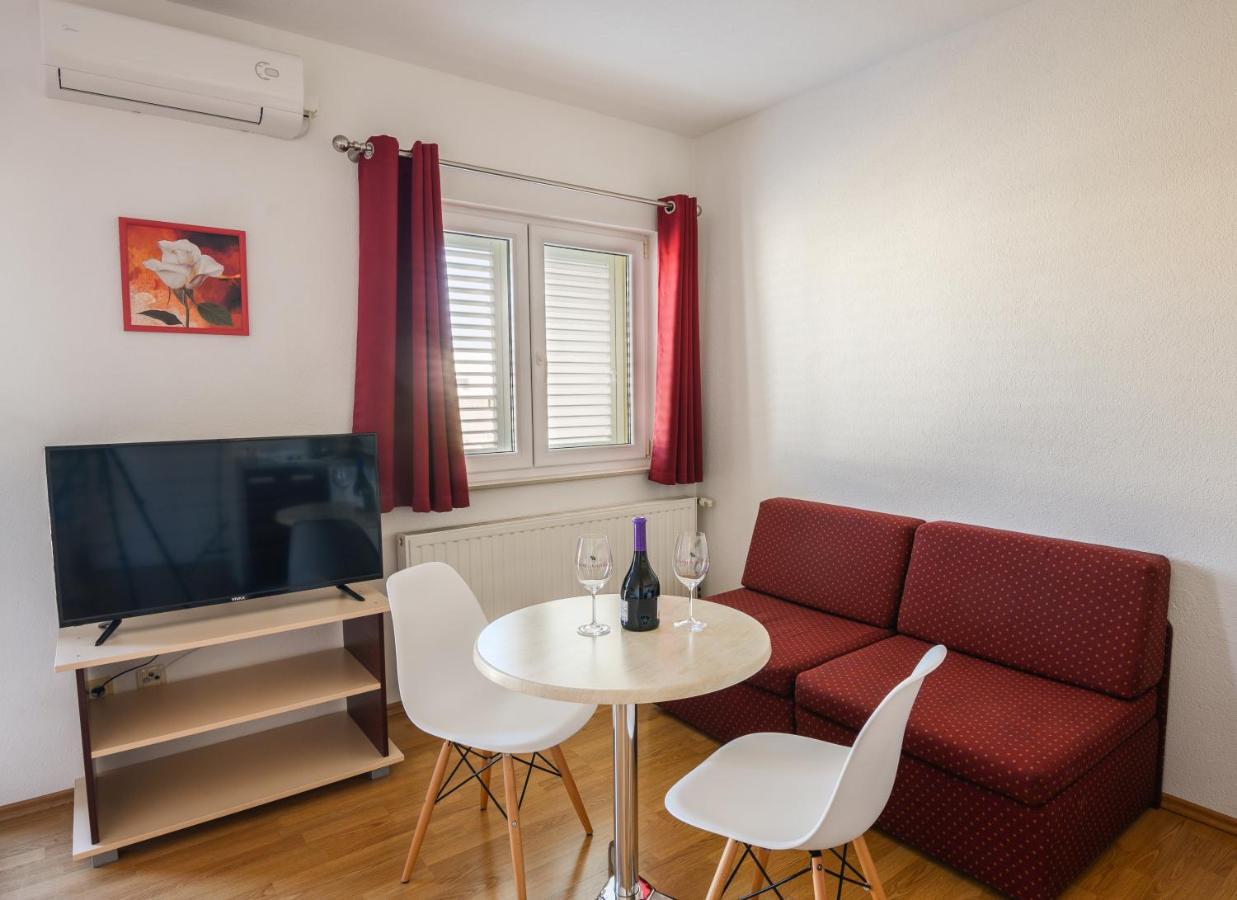 Apartments Blatancic Vodice Luaran gambar