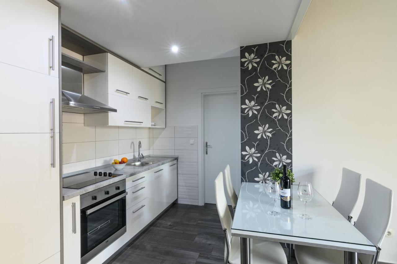 Apartments Blatancic Vodice Luaran gambar