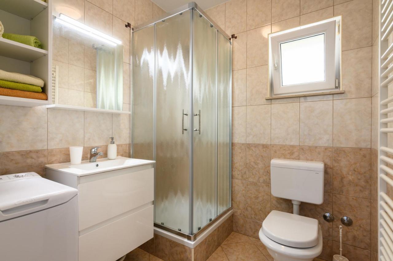 Apartments Blatancic Vodice Luaran gambar
